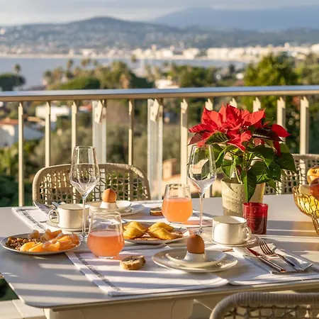 Aurelia Roc Hofborg Properties Apartman