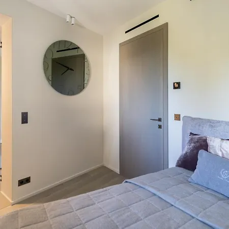 Riviera Luxury Estates شقة *