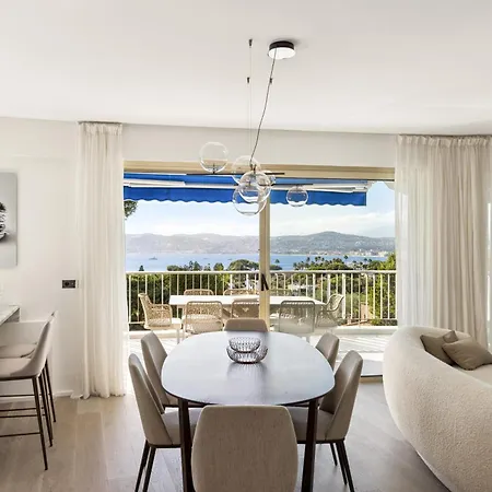 Aurelia Roc Hofborg Properties Apartment *