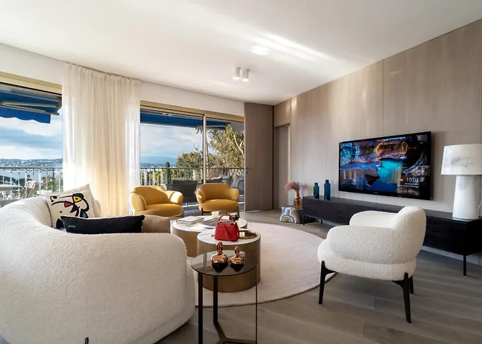 شقة Riviera Luxury Estates *