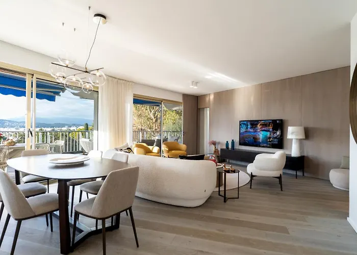 شقة Riviera Luxury Estates *