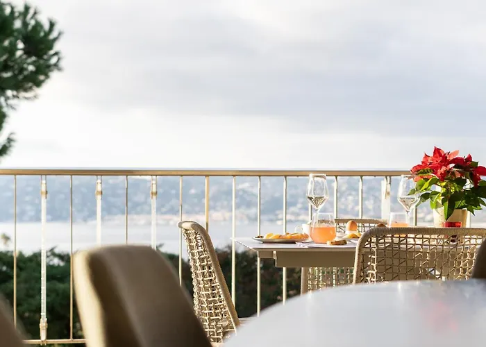 Riviera Luxury Estates 아파트 *