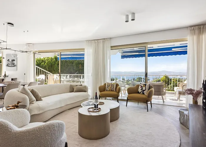 Riviera Luxury Estates 아파트 *