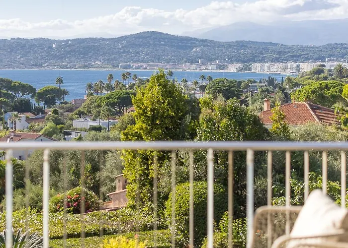Riviera Luxury Estates شقة *