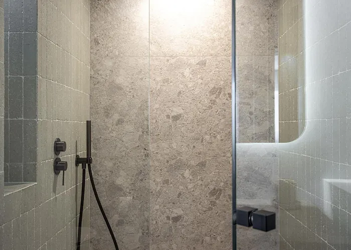 Riviera Luxury Estates أنتيب